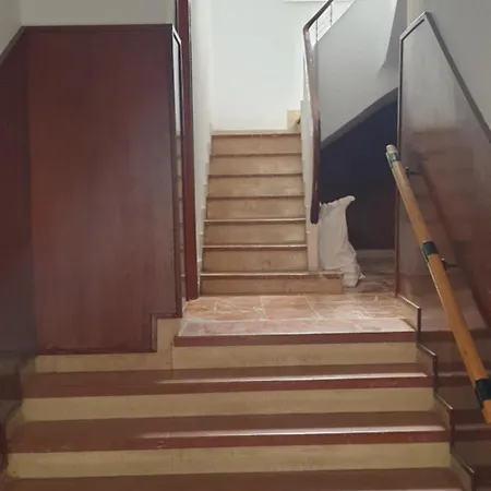 Sargento Del Rio Apartman *